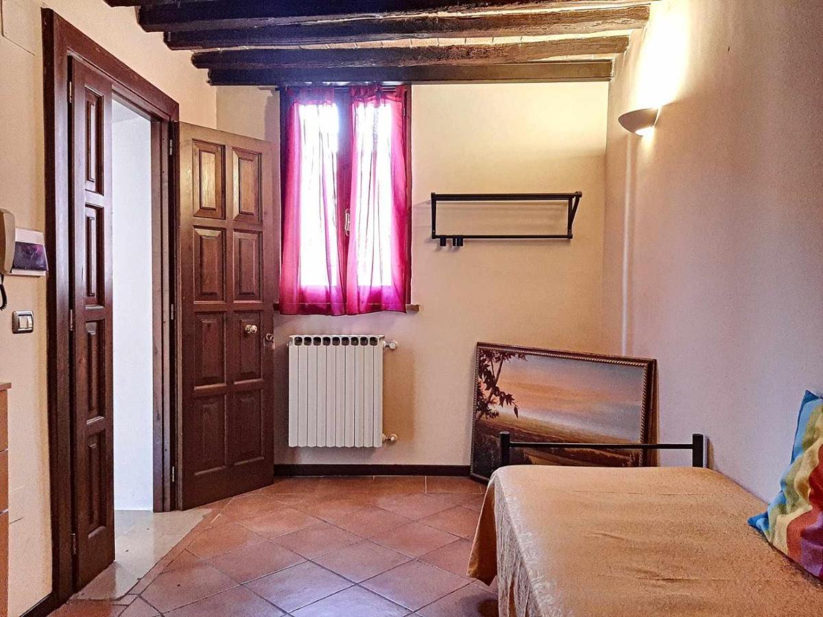 Ospitaci Appartamenti San Salvatore Foligno Eksteriør billede