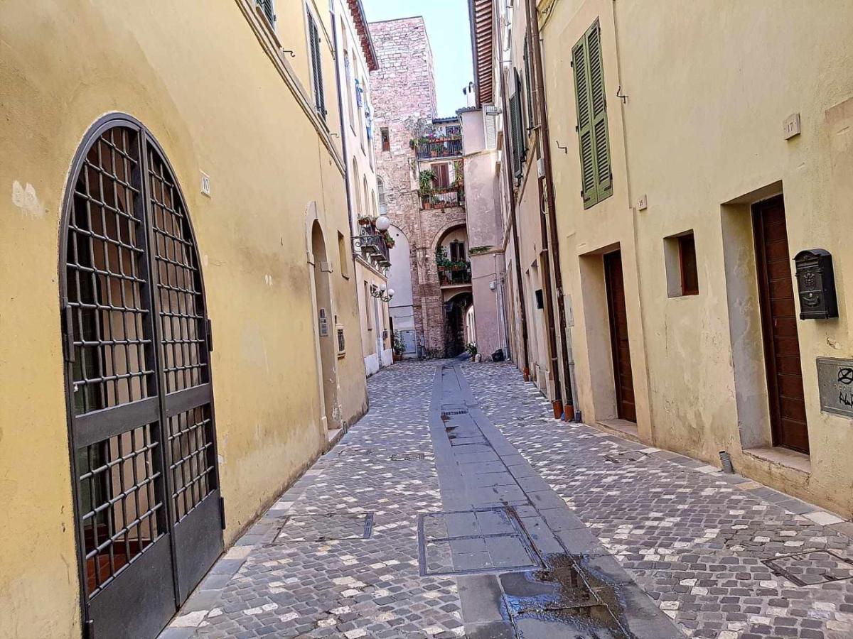 Ospitaci Appartamenti San Salvatore Foligno Eksteriør billede